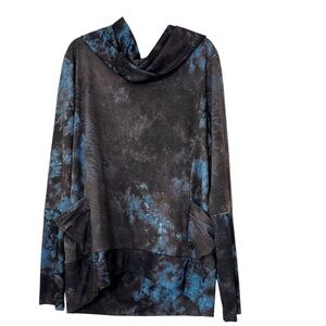 Cowl neck tie dye unlined sweatshirt, pockets